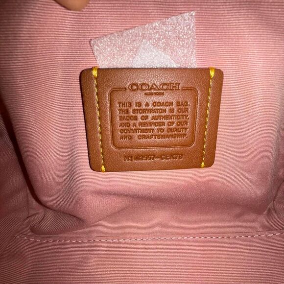 Coach powder pink mini Rowan with charms - Picture 4 of 8